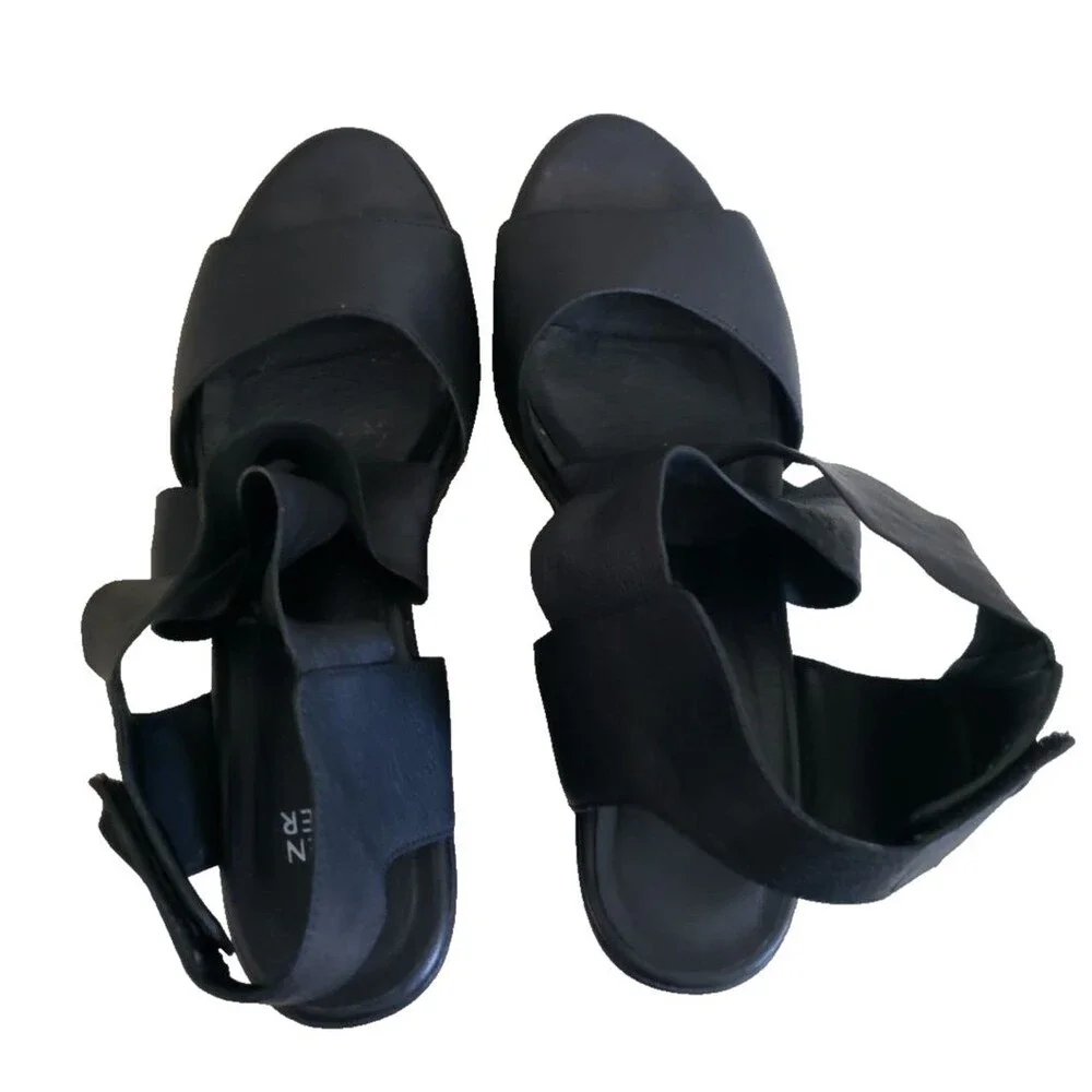 Eileen Fisher Whimsy Sandals Black Leather Almond Open Toe Platform Wedge Sz 8.5